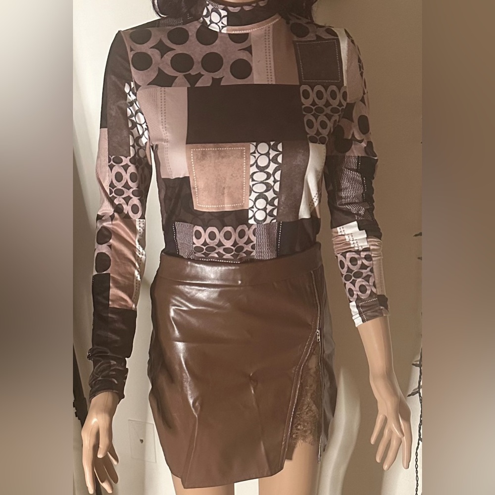 2pc faux leather long sleeve printed fitted shirt